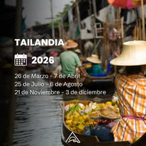 Mercado flotante en Tailandia